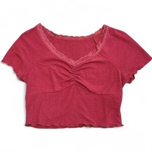 Magenta Lace Trim Cropped Tee With Rouch Detailing